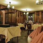 Post-hotel